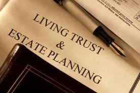 Read more about the article 5 Advantages of a Living Trust over a Simple Will